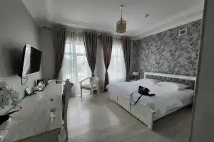 Izumrud Palace, Samarkand