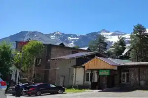 Everest Guest House, Terskol