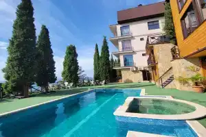 Villa V&Italiya, Koreiz