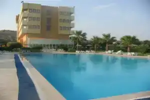 Babaylon Hotel, Cesme