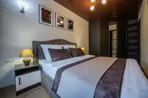 Five Stars on Sony Kryvyi Street 55, Chelyabinsk