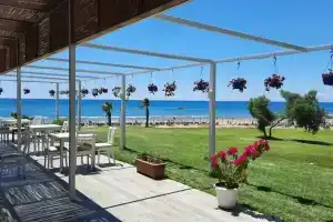 Sural Hotel, Colakli