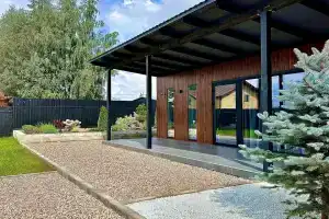 U. Dacha Cottage, Pskov