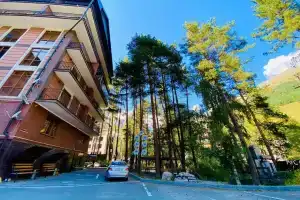 Dve Vershiny Hotel, Terskol