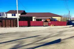 Domik v Lago-Naki Cottage, Dakhovskaya