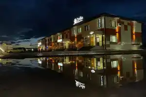 Sova Hotel, Oktyabrsky