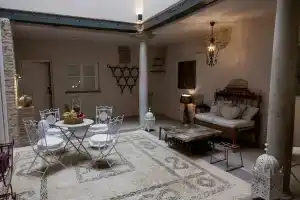 Apartamentos Luna Suites Palacio Almagra, Granada