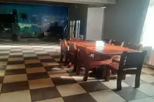Gostinitsa Mal'vina, Biysk