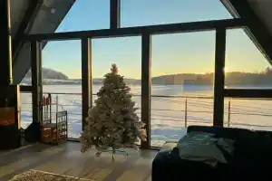 Abracadabra Tourist base, Meyeri