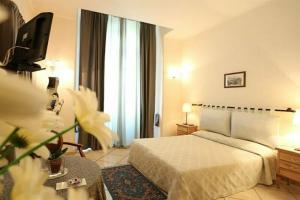 Bovio Suite, Naples