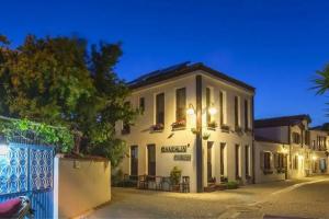 Mandalin Pansiyon, Sigacik