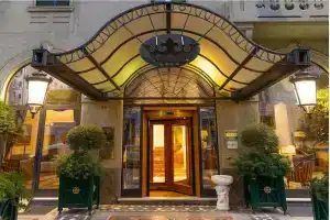 Andreola Central Hotel, Milan