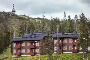 Ski-Inn AurinkoRinne, Ruka