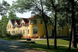 Geréby Kúria Hotel és Lovasudvar, Lajosmizse