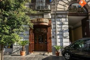 International Garibaldi, Naples