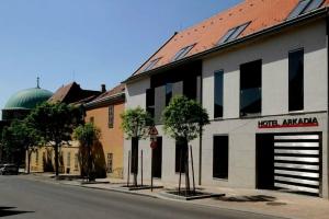 Hotel Arkadia, Pecs
