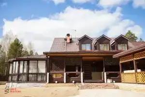 Country Club Berloga, Kirovgrad