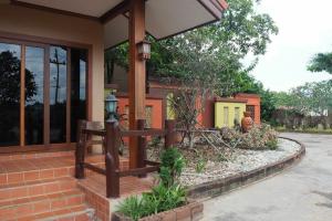 Maihom Resort 304, Si Maha Phot
