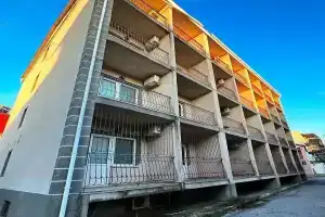 Elaya Guest house, Saky