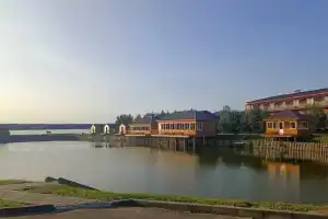 Saint Lake Hotel, Shatura