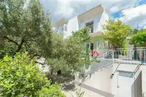 Apartments Zelic Tucepi, Tucepi