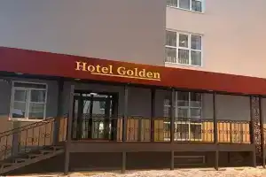 Golden Hotel, Perm