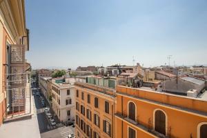 Bon Ton Design Rooms by DOT Suites, Rome