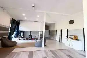 Mishkin Dom Cottage, Kimry