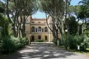 Paradise Inn, Livorno