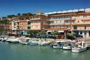 Cav Approdo, Castiglione della Pescaia