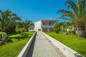 Anna Hotel, Pefkohori
