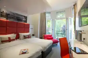 Henley House Hotel, London