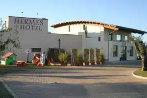 Hermes Hotel, Policoro