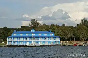 Ostrovskij Prichal Hotel, Kostroma
