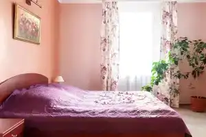 "Elen" Hotel, Shchuchyn