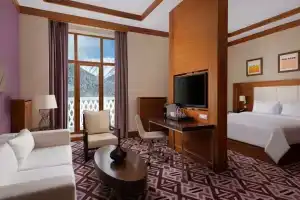 Mövenpick Krasnaya Polyana, Estosadok
