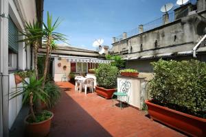 Hotel Cairoli, Genoa