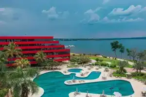 Hotel «Royal Tulip Brasília Alvorada»