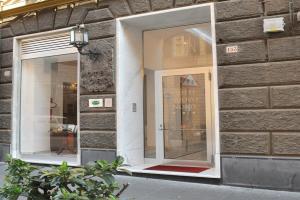 HNN Luxury Suites, Genoa