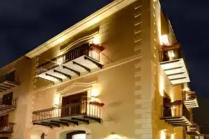 La Plumeria Hotel, Cefalu