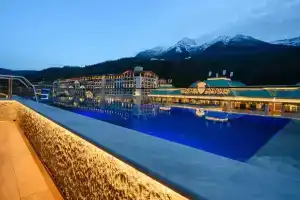 Butik-Otel Dovlatov, Estosadok