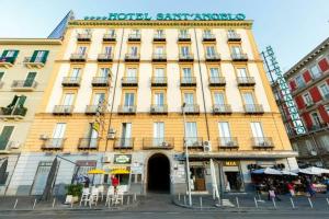 Bella Napoli Suites, Naples