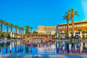 Palm Wings Beach Resort & Spa Kusadasi- All Inclusive, Davutlar