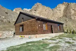 Otdyh v gorah Bezengi Cottage, Nalchik