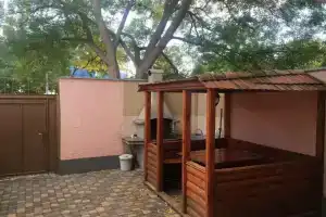 Chastny Dom Domik V Parke Im. Frunze Private House, Yevpatoriya