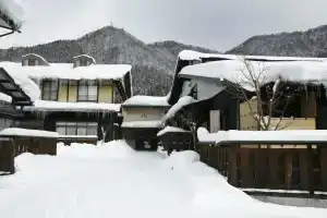 Kutsuroginoya Yuu, Takayama