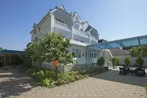 M-Yug Guest House, Anapa