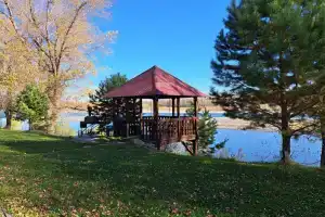Recreation center Zolotoy klyuchik, Aya