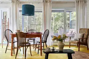 Dom, V Kotorom Gorit Svet Cottage, Tula