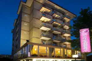 Hotel Sandra, Rimini